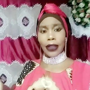 Meet your Posher, Hashim